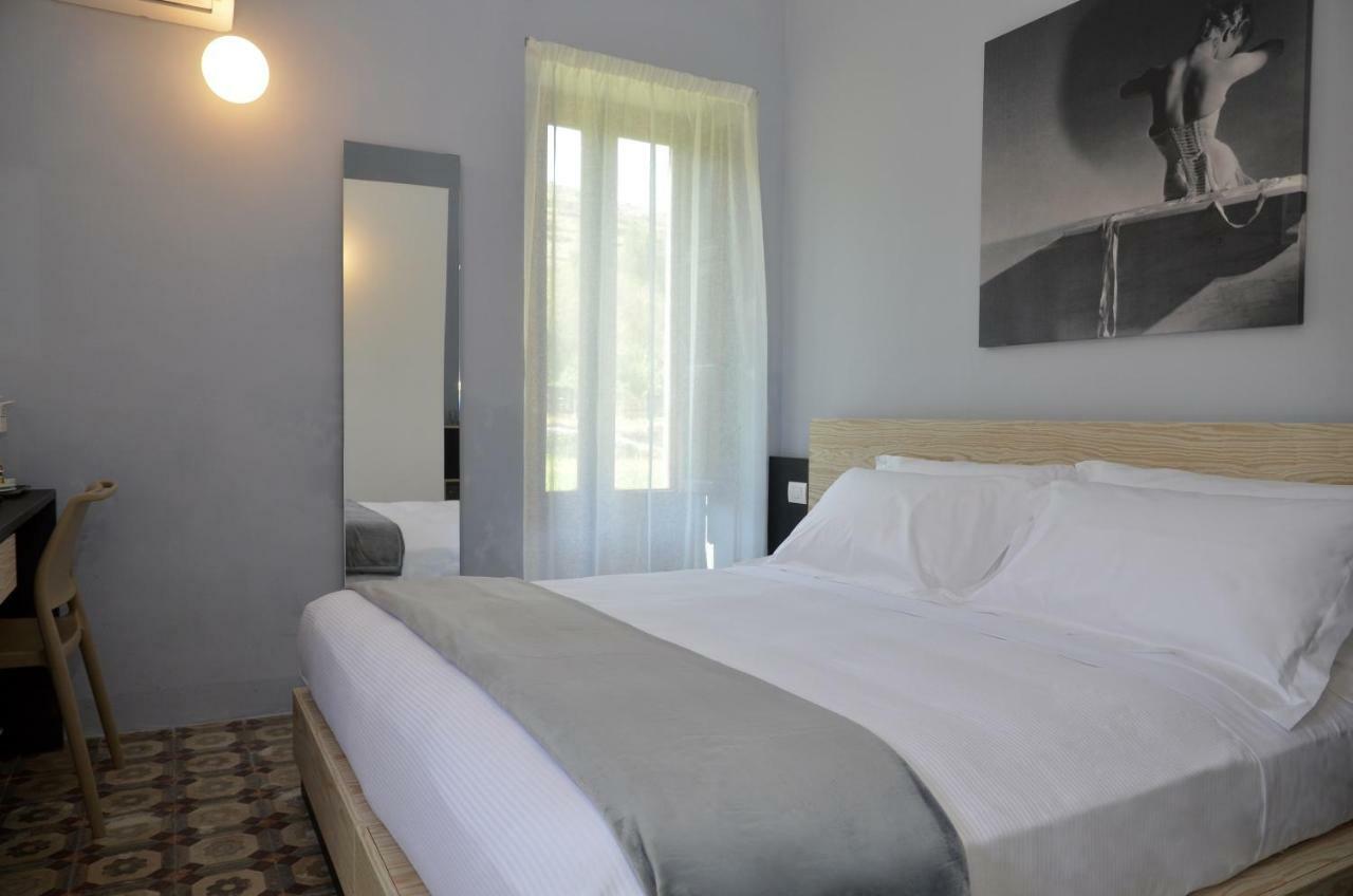 Regia Trazzera Hotel Ragusa Bagian luar foto